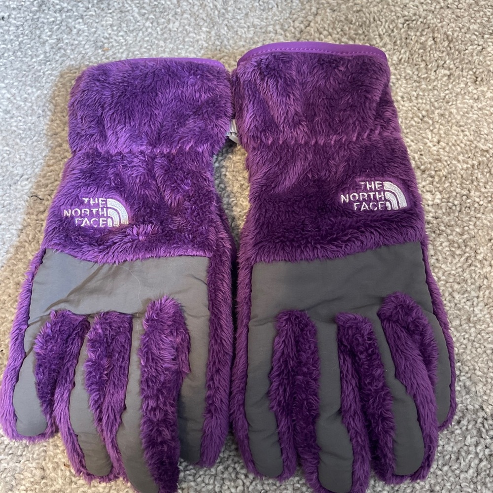The North Face purple fuzzy winter gloves